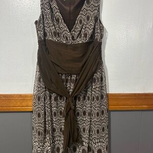 London Times Brown and White Floral Midi Dress